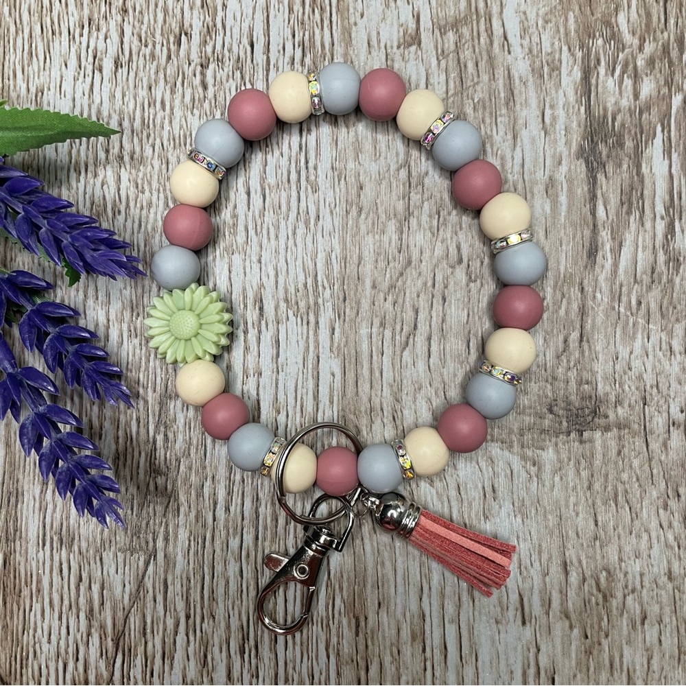 Handcrafted Flower Chic Beaded Wristlets Fashion Accessories Artisan Bracelets